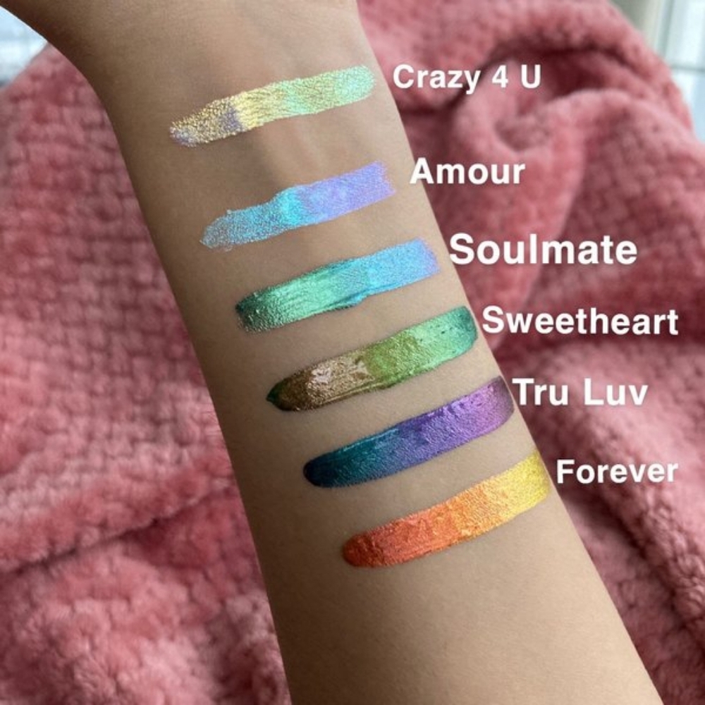 Danessa Myricks Beauty Twin Flames Multichrome Eyeshadow - Picture 3 of 4